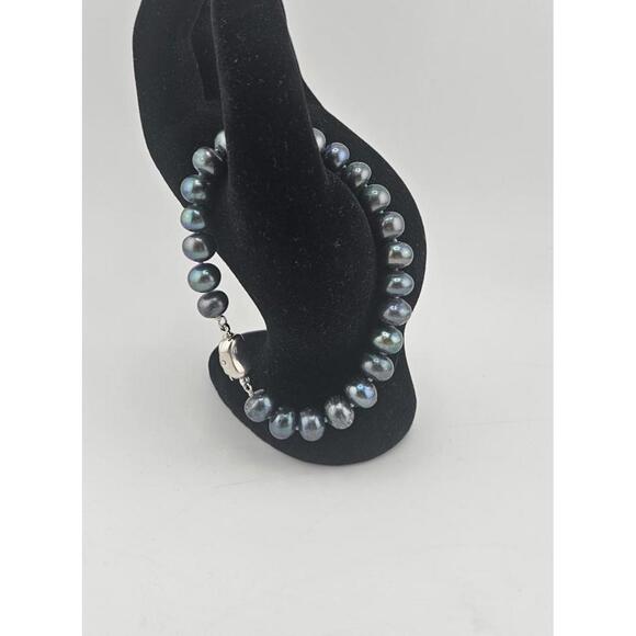 7.5in Black Pearl Bracelet - Picture 4 of 11